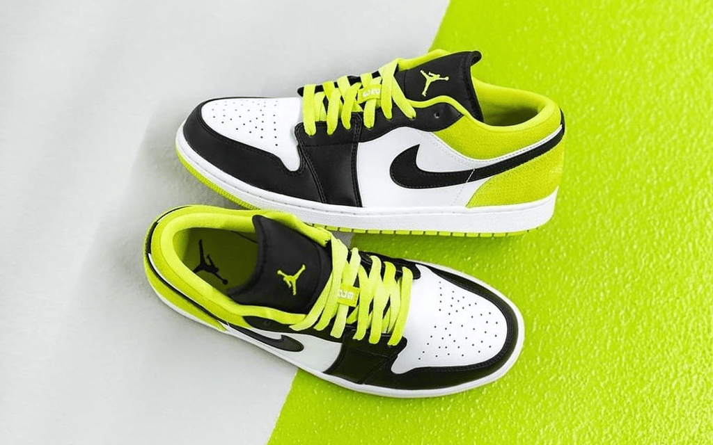 Giày Nike Air Jordan 1 Low SE GS 'Black Cyber' CT1564-003 - Ảnh 3