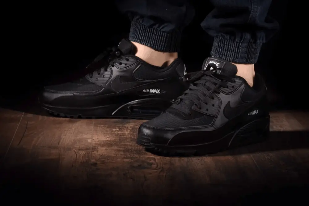 Alternative view of Giày Nike Air Max 90 Essential 'Black White' AJ1285-019