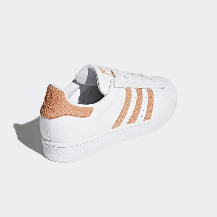 Alternative view of Giày Adidas SuperStar W 'White Chalk Coral' CG5462