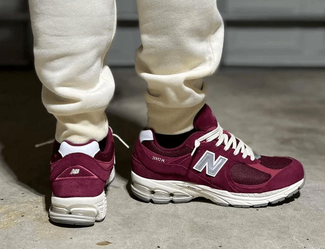 Giày New Balance 2002R 'Bordeaux' M2002RHA - Ảnh 3