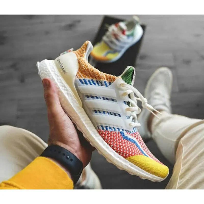 Alternative view of Giày Adidas UltraBoost 5.0 DNA 'Pride Pack Love Unites' GW5125