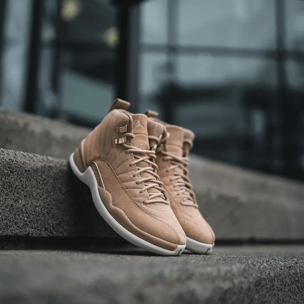 Alternative view of Giày Nike Wmns Air Jordan 12 Retro 'Vachetta Tan' AO6068-203