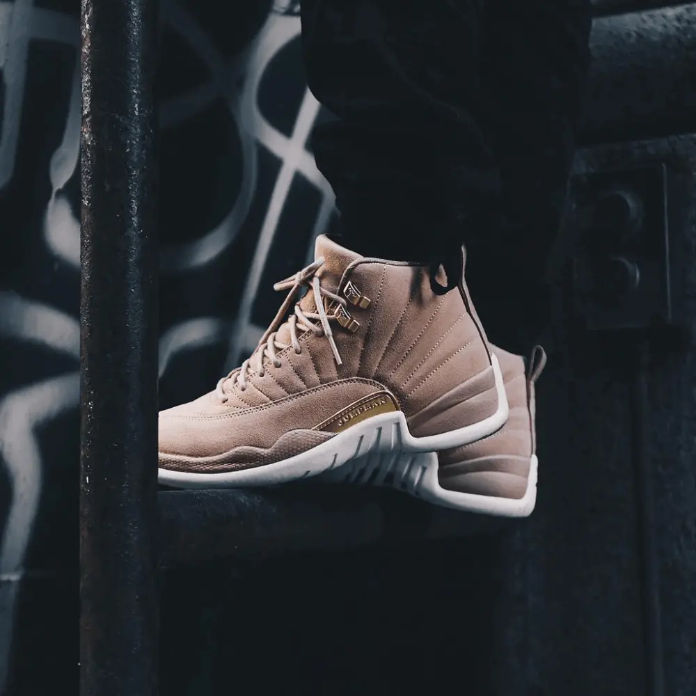 Giày Nike Wmns Air Jordan 12 Retro 'Vachetta Tan' AO6068-203 - Ảnh 7