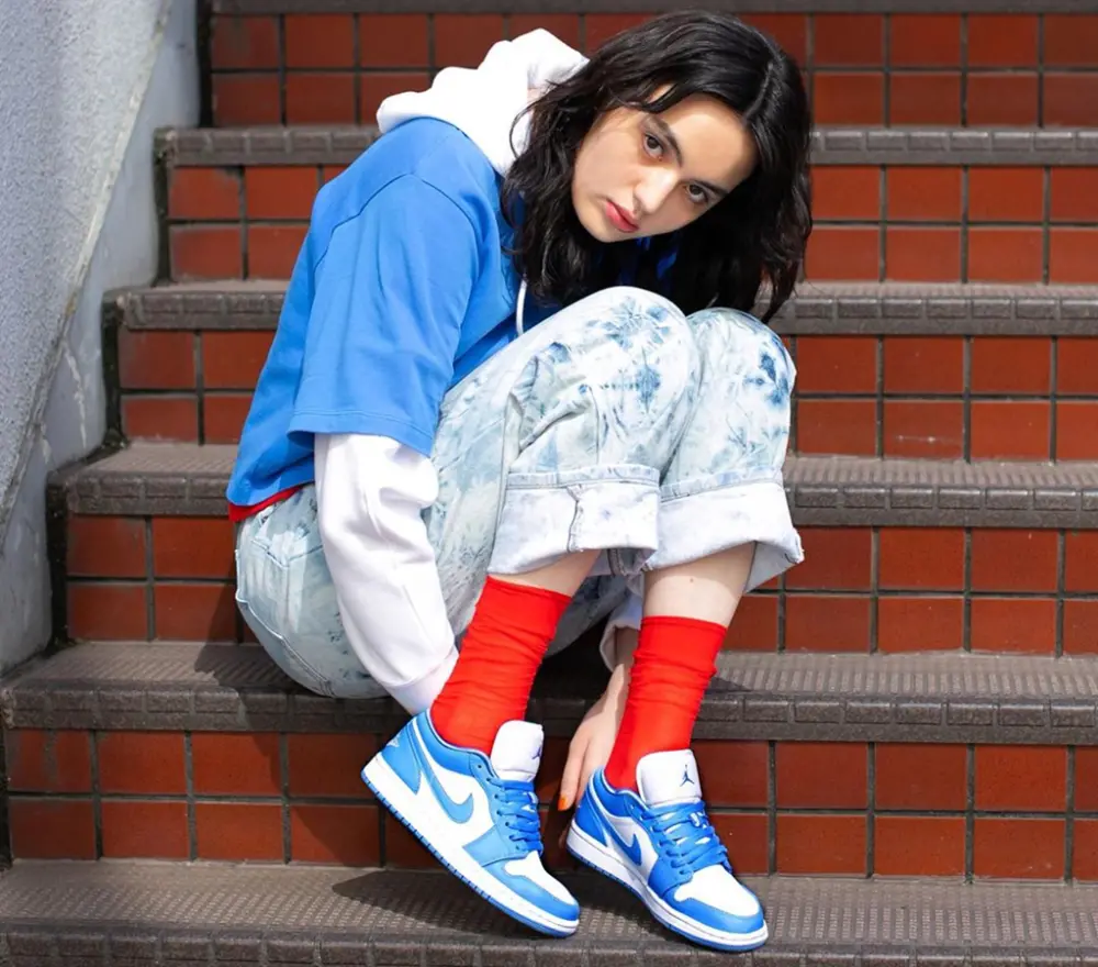 Alternative view of Giày Nike Air Jordan 1 Low UNC 'University Blue' AO9944-441