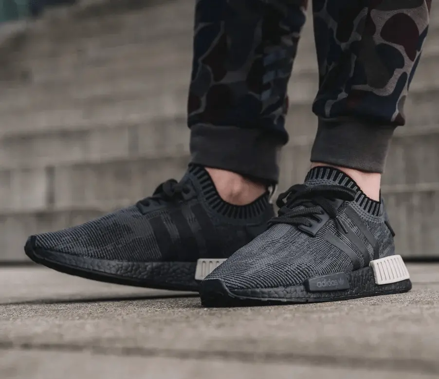Giày Adidas NMD R1 Primeknit 'Pitch Black' AQ1248 - Ảnh 4