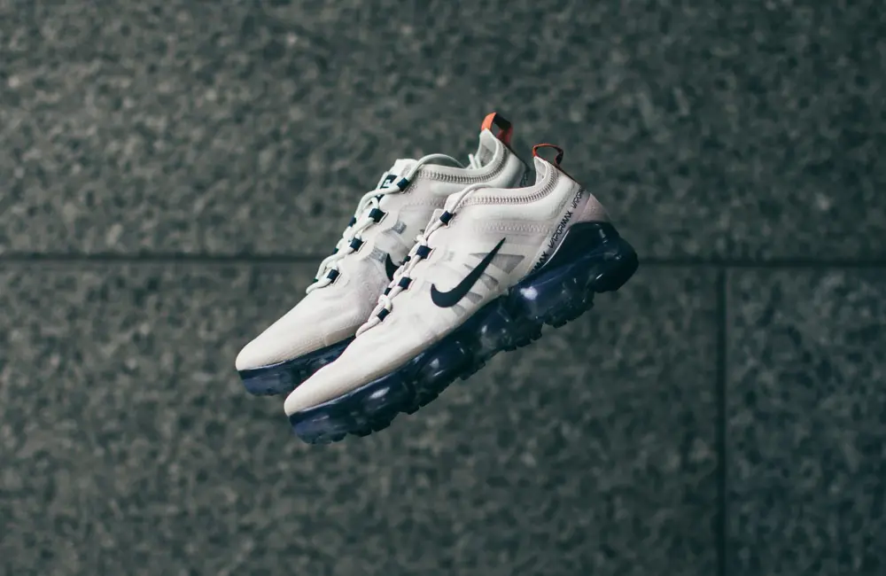 Alternative view of Giày Nike Air VaporMax 2019 'Moon Particle' AR6631-200
