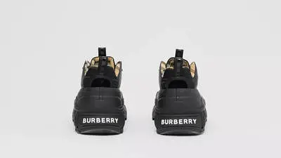 Giày Burberry Nylon And Patent Leather Arthur 80354401 - Ảnh 3