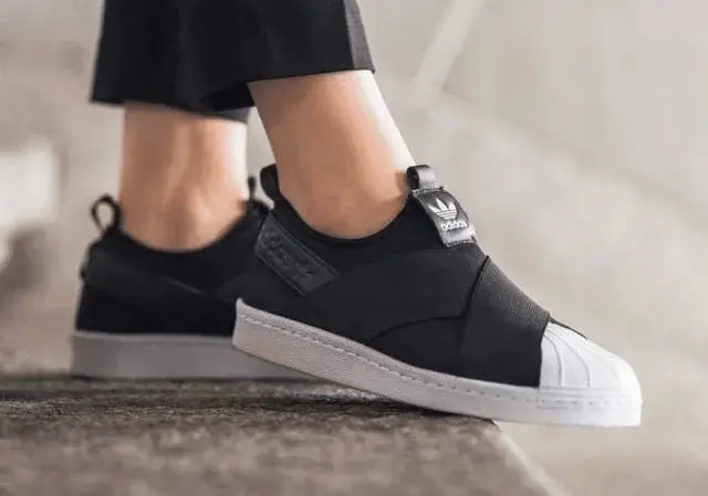 Alternative view of Giày Adidas Superstar Slip-On 'Core Black' BZ0112