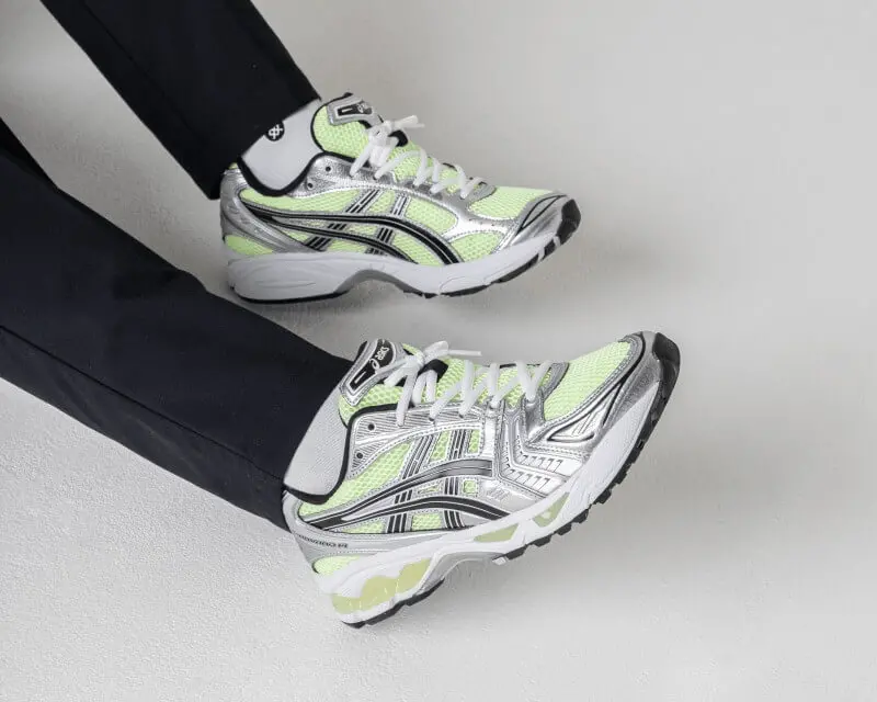 Alternative view of Giày Asics Gel Kayano 14 'Illuminate Yellow' 1201A019-751