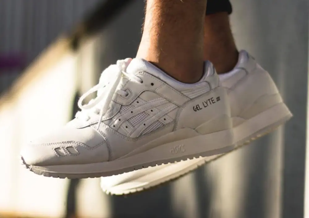 Alternative view of Giày Asics Gel Lyte 3 OG 'Triple White' 1201A257-100