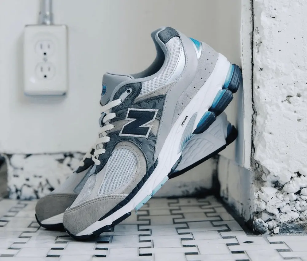 Giày New Balance 2002R 'Atmos Grey Rat' M2002RAT - Ảnh 4