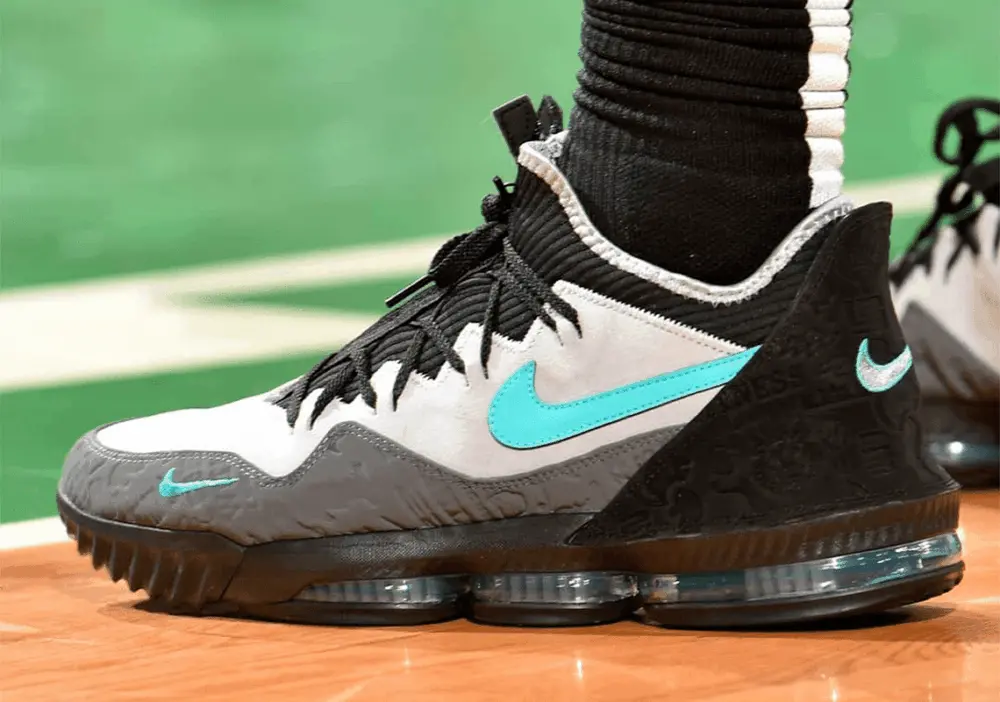 Alternative view of Giày Nike Atmos x LeBron 16 Low 'Clear Jade' CD9471-003