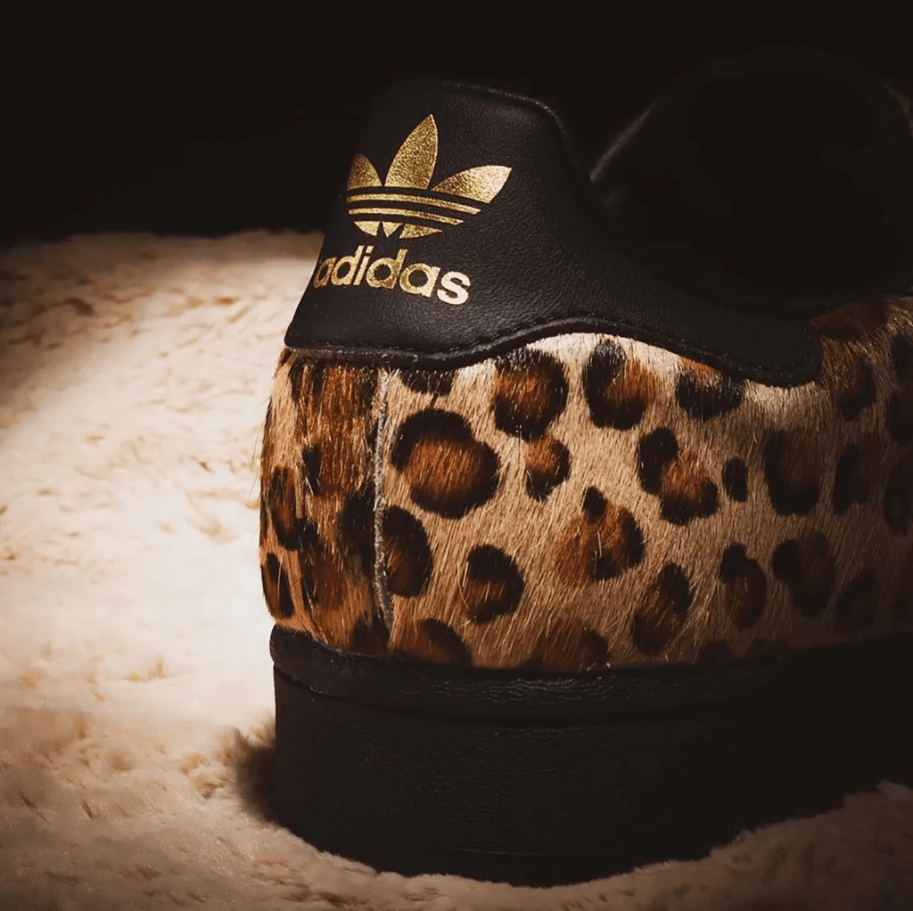 Giày Adidas Atmos x Superstar 'Cheetah' H67529 - Ảnh 3