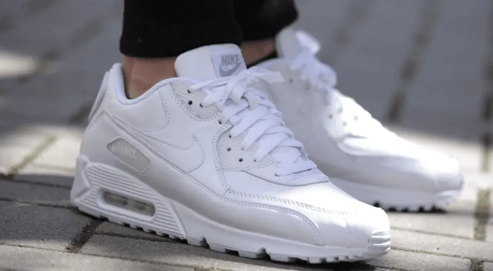 Alternative view of Giày Nike Air Max 90 'White Leather' 302519-113
