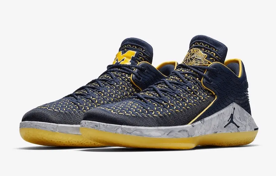 Giày Nike Air Jordan 32 Low 'Michigan Wolverines' AA1256-405 - Ảnh 5