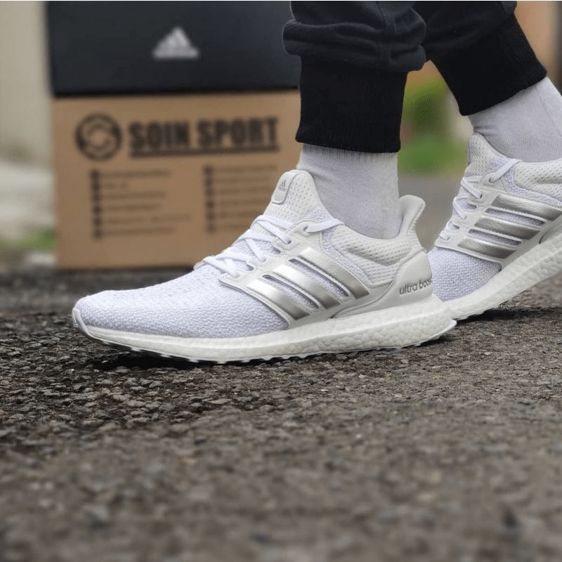 Giày Adidas UltraBoost DNA 'White Silver Metallic' FW8692 - Ảnh 3