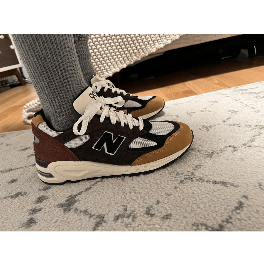 Giày New Balance 990v2 MiUSA Season 2 Brown M990BB2 - Ảnh 6