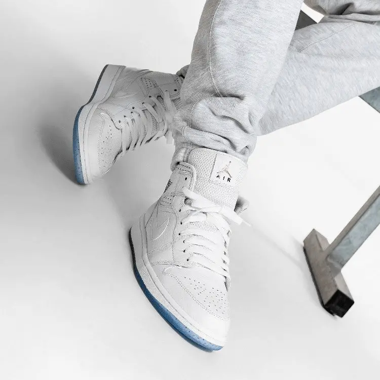 Giày Nike Wmns Air Jordan 1 Mid 'Unité Totale' CI9100-100 - Ảnh 5