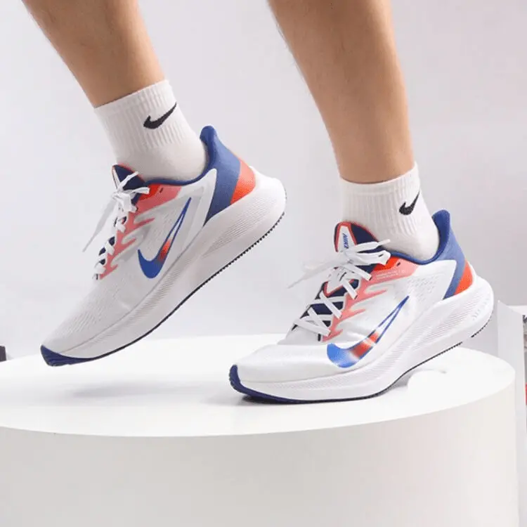 Alternative view of Giày Nike Zoom Winflo 7 'White Blue' DN4242-141