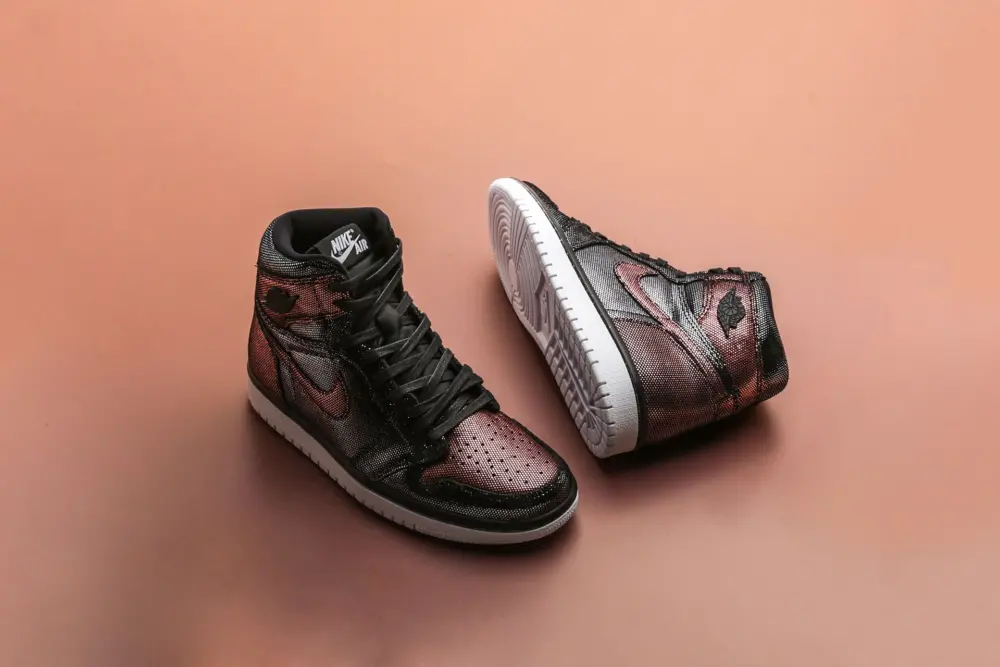 Giày Nike Jordan 1 Retro High Fearless Metallic 'Rose Gold' CU6690-006 - Ảnh 4