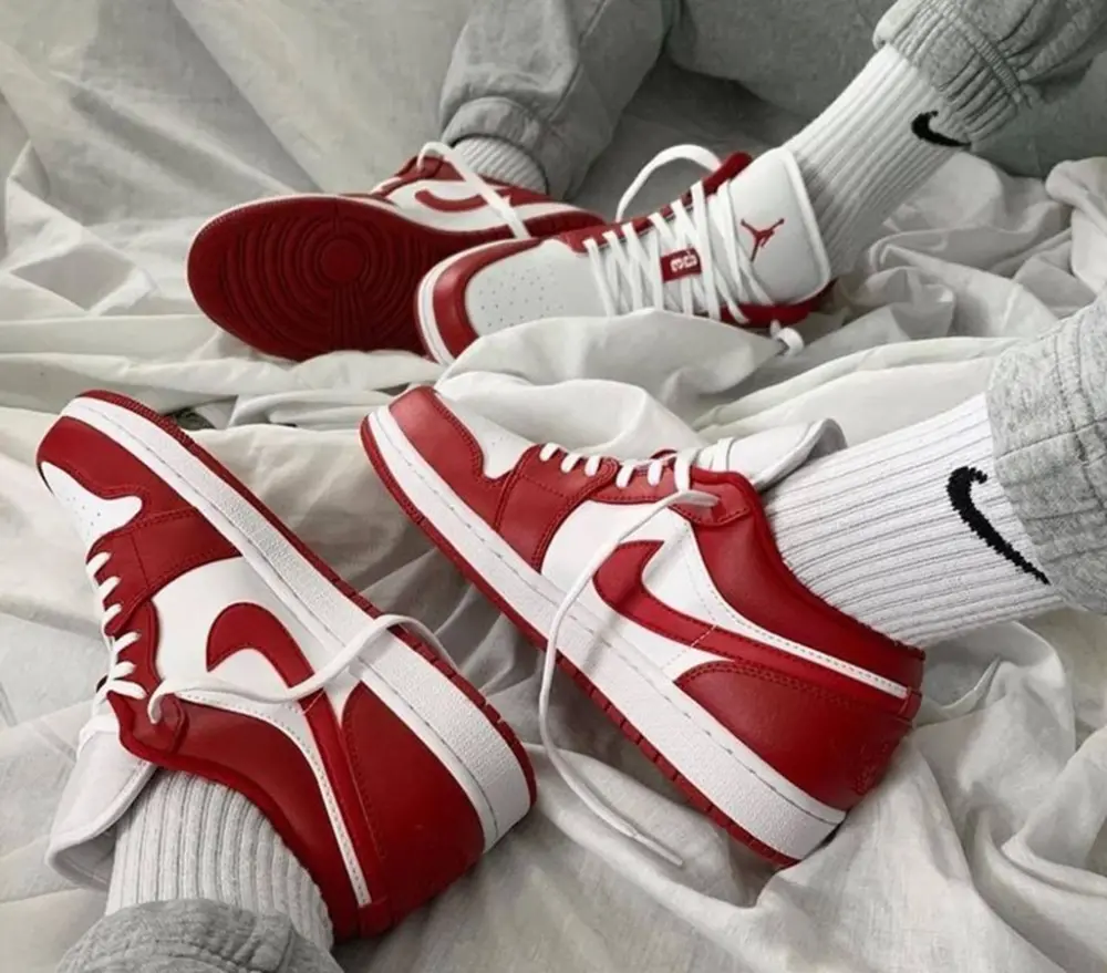 Giày Nike Air Jordan 1 Low Gym Red White (GS) 553560-611 - Ảnh 3