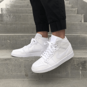 Alternative view of Giày Nike Air Jordan 1 Mid 'Triple White' 554725-130