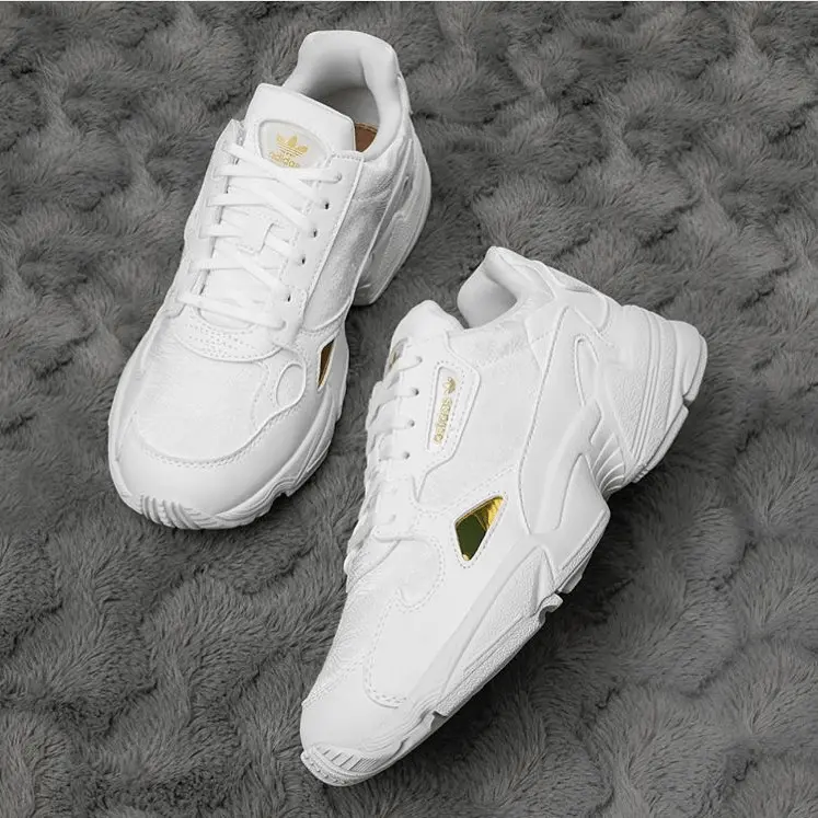 Alternative view of Giày Adidas Wmns Falcon 'White' EG5161