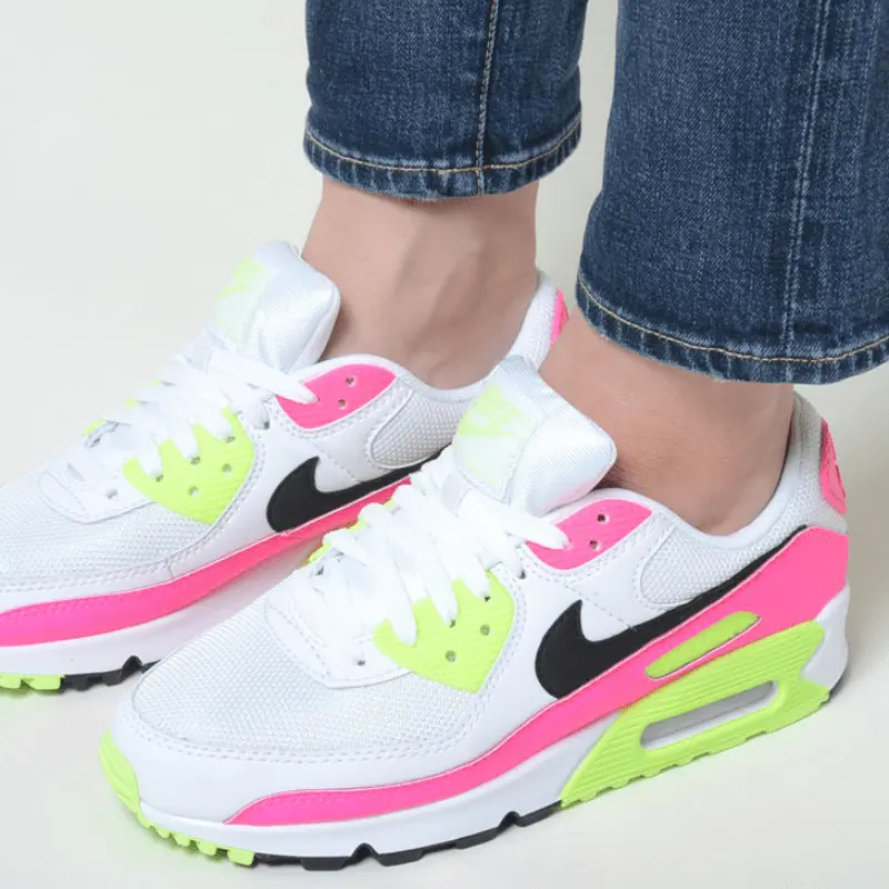 Alternative view of Giày Nike Wmns Air Max 90 GS 'Pink Volt' CT1030-100