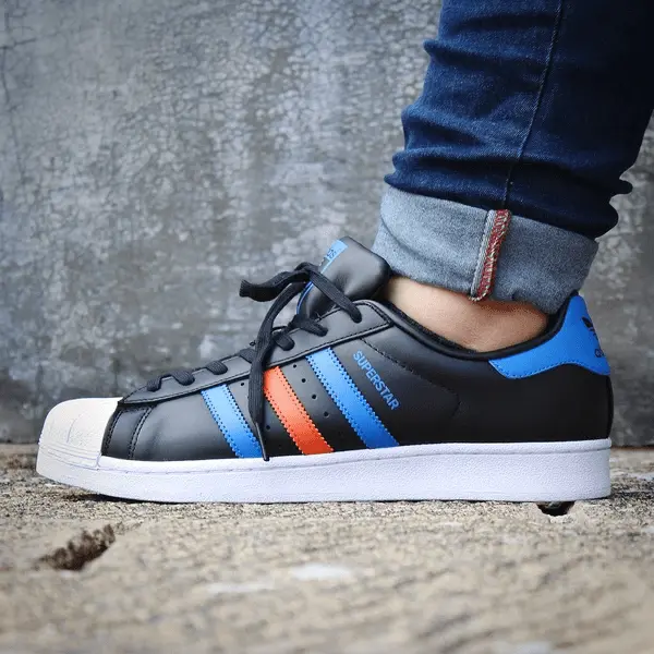 Alternative view of Giày Adidas Superstar 'Black Blue Red' BB2245