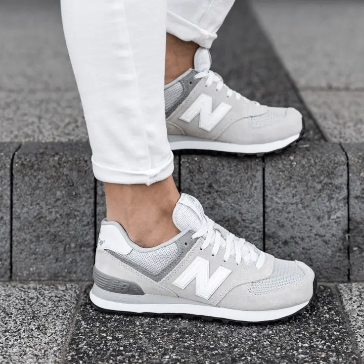 Alternative view of Giày New Balance Wmns 574 Light Grey WL574CA