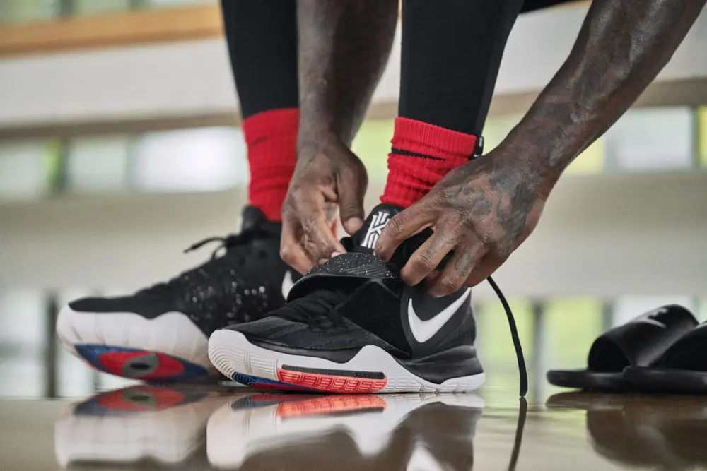 Giày Nike Kyrie 6 Jet 'Black White' BQ4630-001 - Ảnh 3