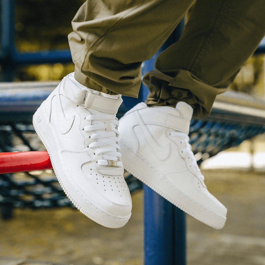 Giày Nike Air Force 1 Mid 'Triple White' DD9625-100 - Ảnh 4