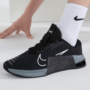 Alternative view of Giày Nike Metcon 9 'Black Smoke Grey' DZ2617-001