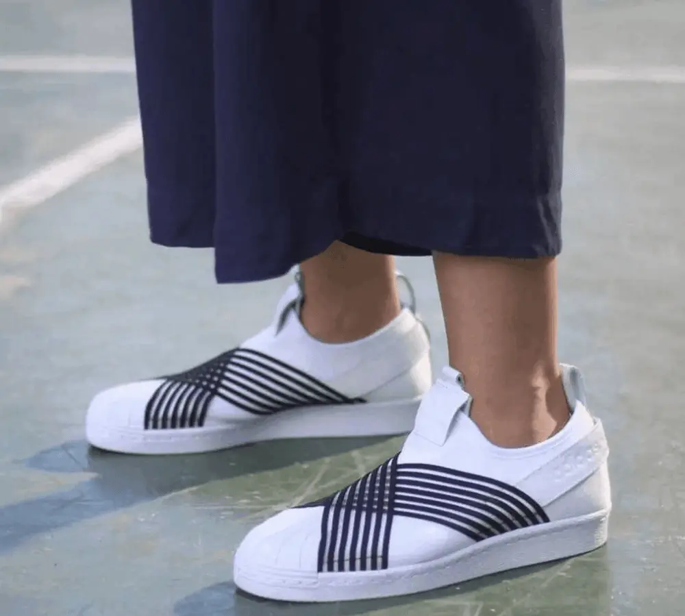 Alternative view of Giày Adidas Wmns Superstar Slip-On 'Footwear White' CG6013
