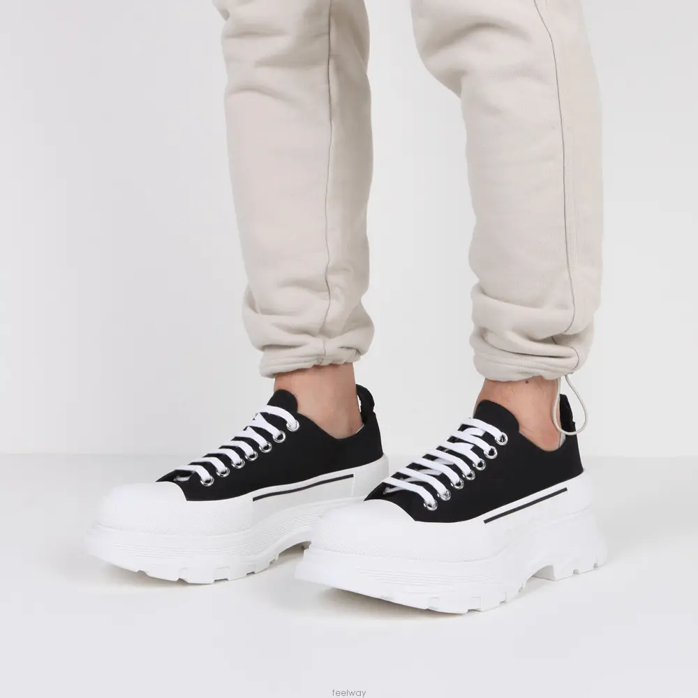 Alternative view of Giày Alexander McQueen Tread Slick Lace Up 'Black White' 604257-W4MV2-1070