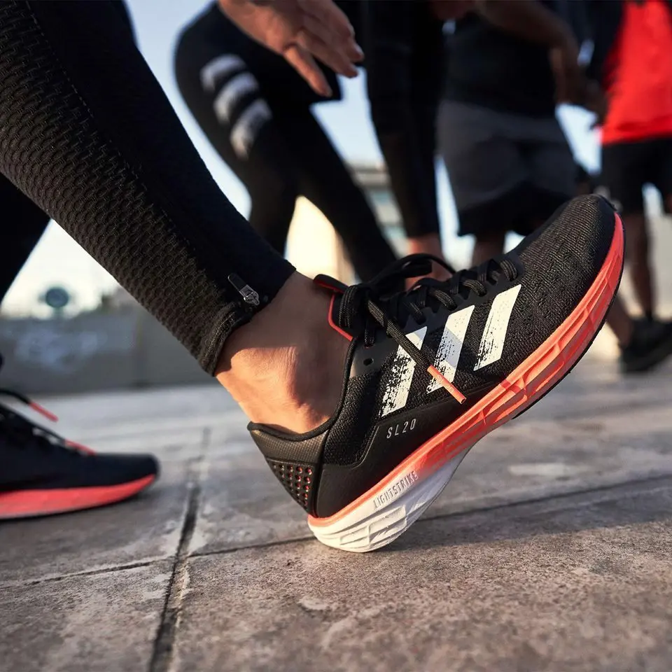 Alternative view of Giày Adidas SL 20 'Signal Coral' EG1144