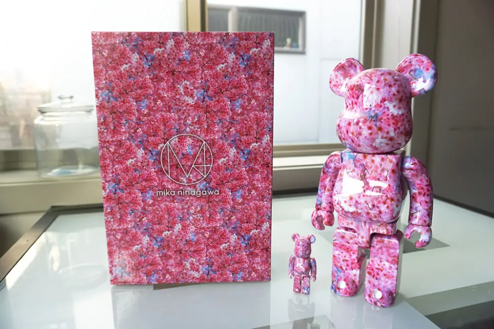 Mô Hình Bearbrick Mika Ninagawa Sakura - Ảnh 3