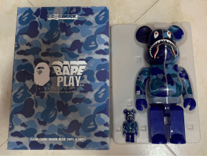 Alternative view of Mô Hình Bearbrick Bape Clear Abc Camo Shark 2020 Clear Blue