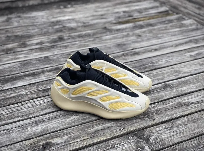 Giày Adidas Yeezy 700 V3 'Safflower' G54853 - Ảnh 10