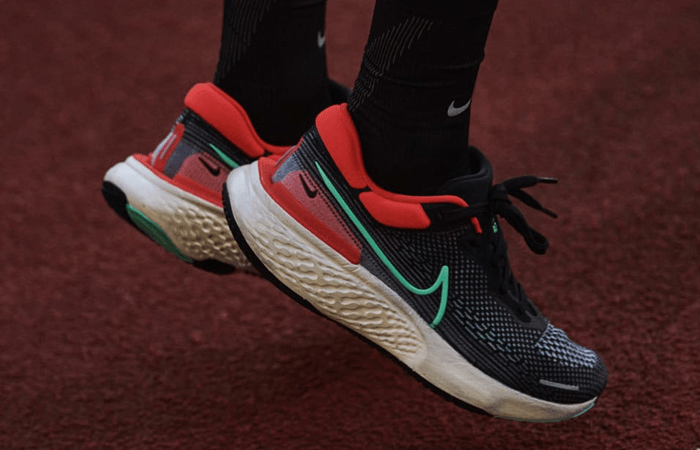 Giày Nike ZoomX Invincible Run Flyknit 'Black Chile Red' CT2228-002 - Ảnh 3