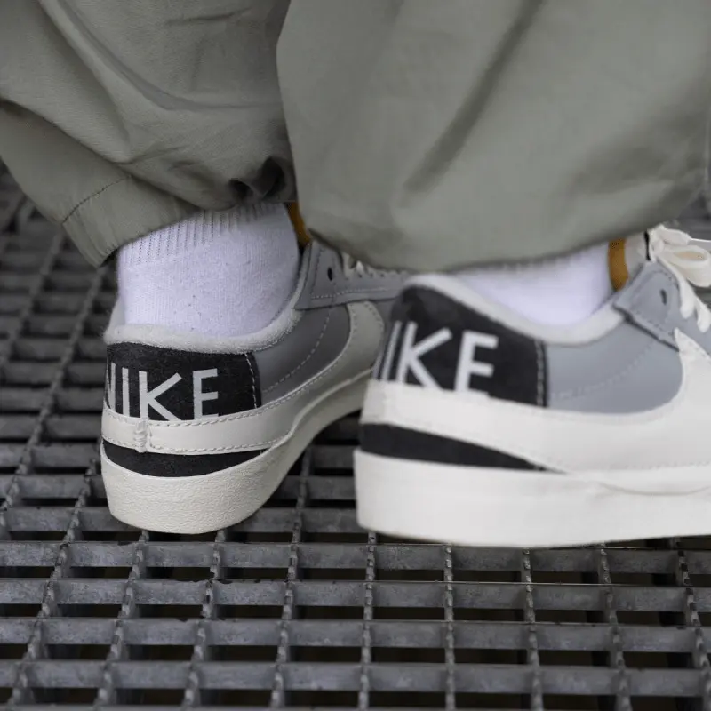 Giày Nike Blazer Low 77 Jumbo SE 'Light Smoke Grey' FJ5467-077 - Ảnh 5