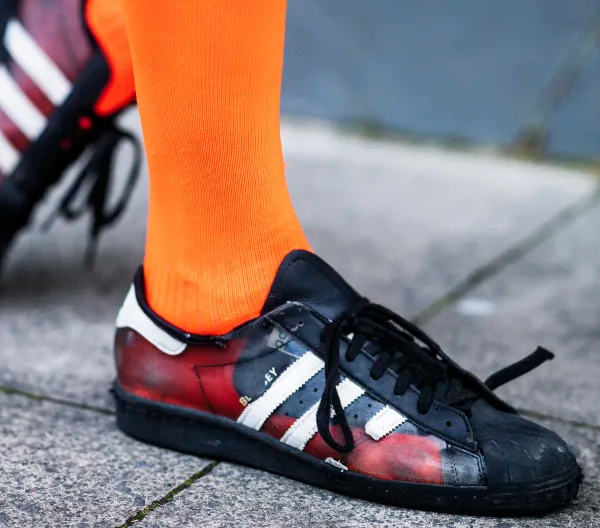 Giày Adidas Blondey McCoy x Superstar 'Black' H01022 - Ảnh 3