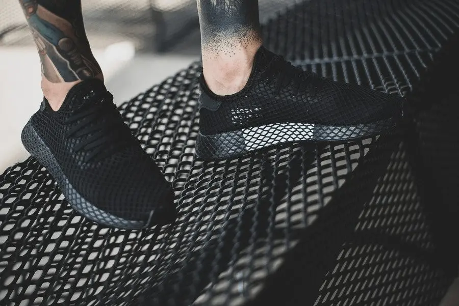 Alternative view of Giày Adidas Deerupt 'Double Black' B41768