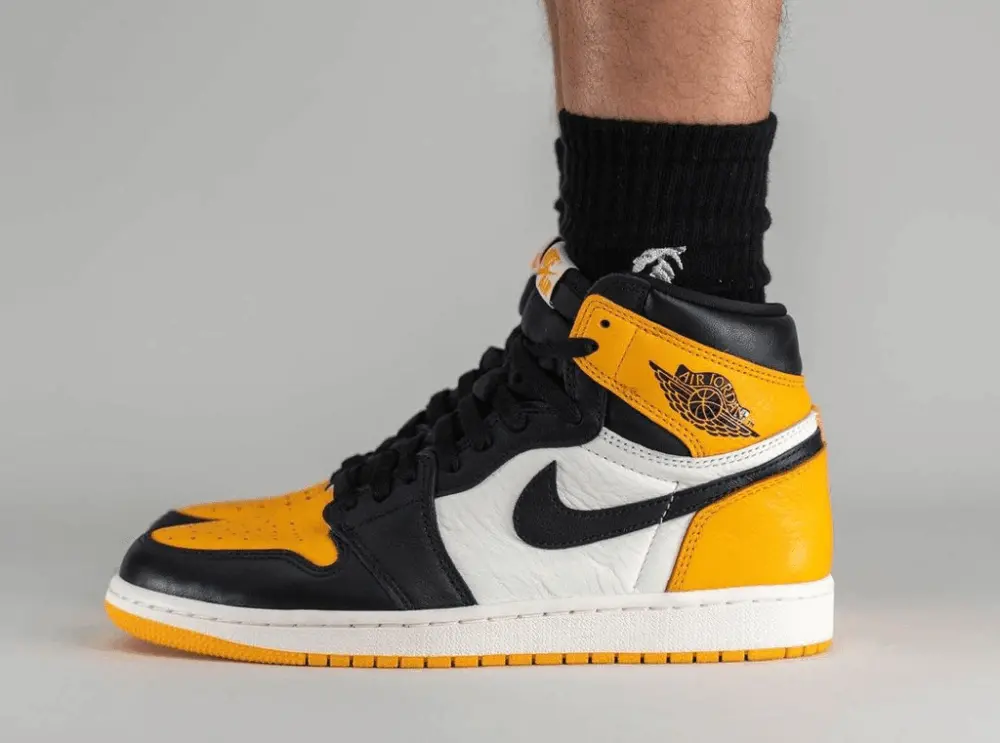 Alternative view of Giày Nike Air Jordan 1 Retro High OG GS 'Taxi' 575441-711