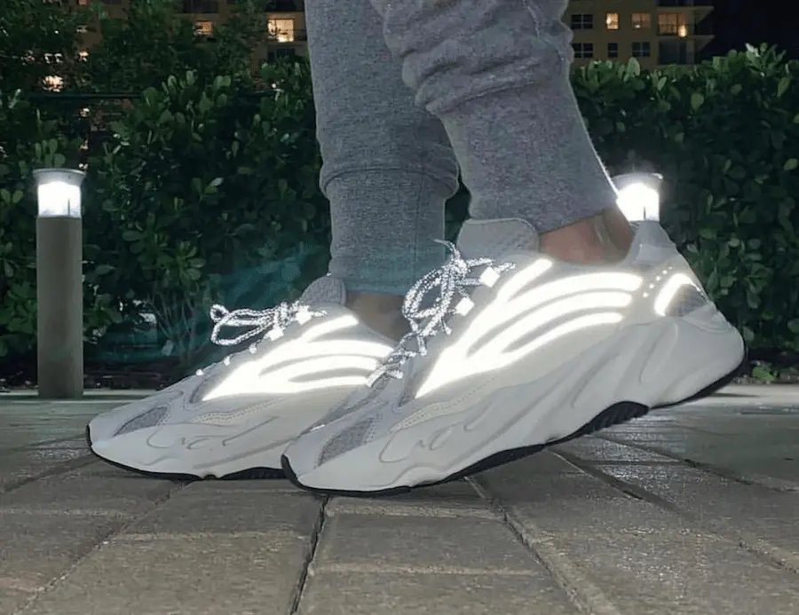 Giày Adidas Yeezy Boost 700 V2 'Static' EF2829 - Ảnh 4