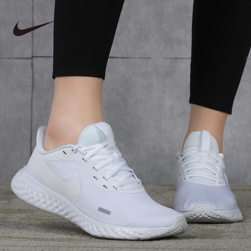 Giày Nike Revolution 5 'All White' BQ3207-104 - Ảnh 3