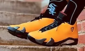 Alternative view of Giày Nike Air Jordan 14 Retro 'Reverse Ferrari' BQ3685-706