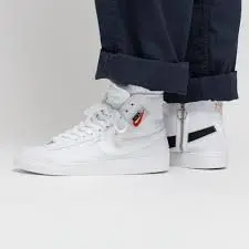 Alternative view of Giày Nike Wmns Blazer Mid Rebel 'Summit White' BQ4022-102