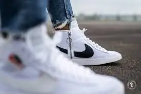 Giày Nike Wmns Blazer Mid Rebel 'Summit White' BQ4022-102 - Ảnh 4