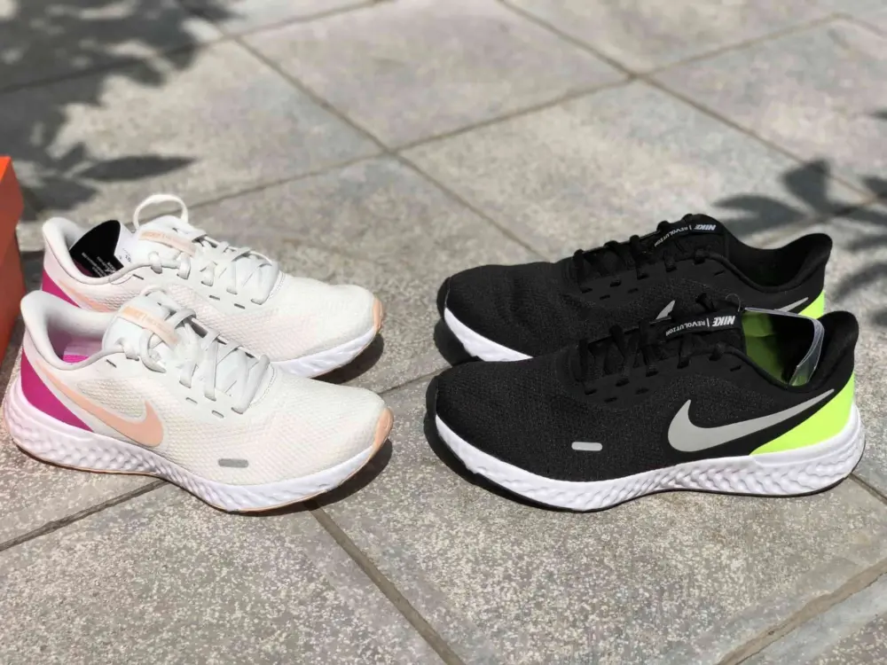 Giày Nike Revolution 5 (4E) BQ6714-010 - Ảnh 4